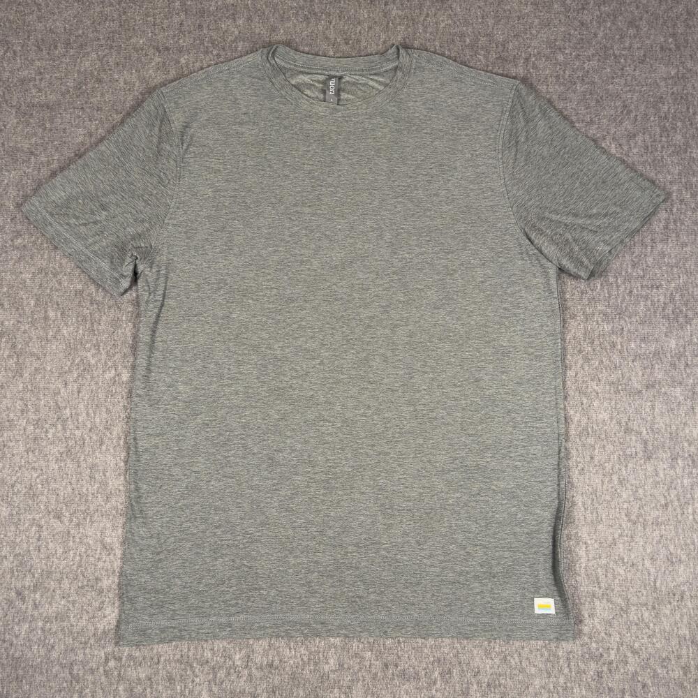 Vuori Strato Tech Shirt Mens Large Gray Short Sleeve Crewneck Performance V126